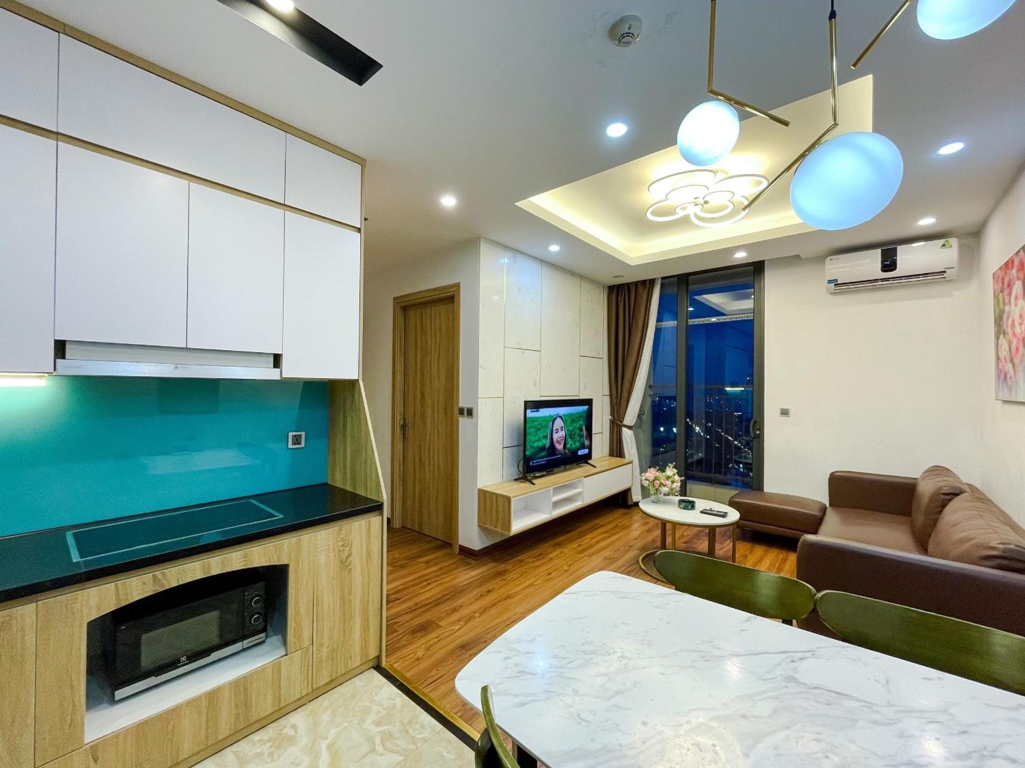 Rosee House -Luxury Apartment In Vinhomes Greenbay ฮานอย ภายนอก รูปภาพ