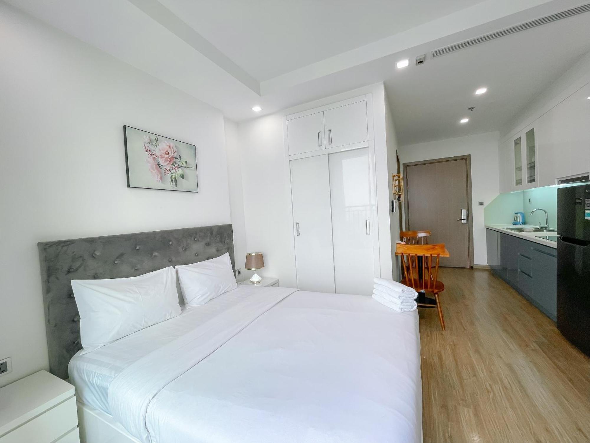 Rosee House -Luxury Apartment In Vinhomes Greenbay ฮานอย ภายนอก รูปภาพ